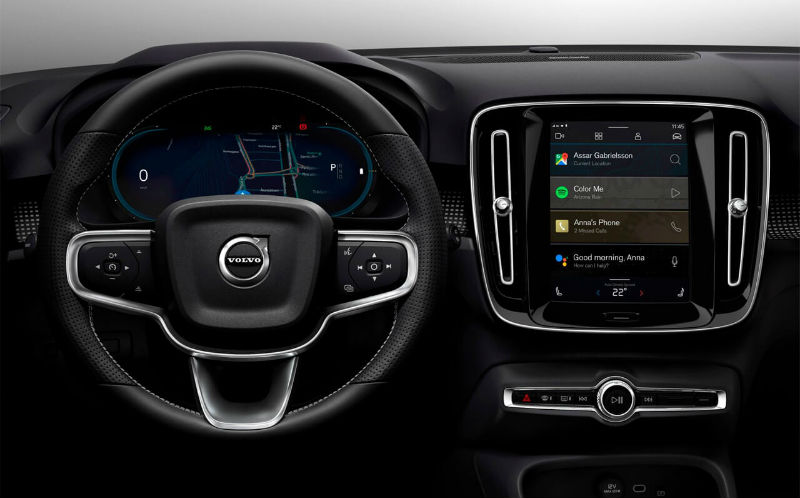 Электрический Volvo XC40 представляет новейшую мультимедийную систему на базе Android со встроенными технологиями Google